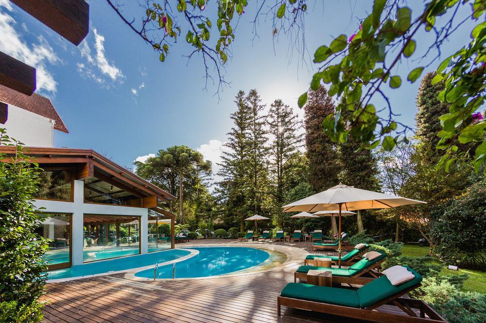 Bavaria Sport Hotel Грамаду Екстер'єр фото The swimming pool at the hotel