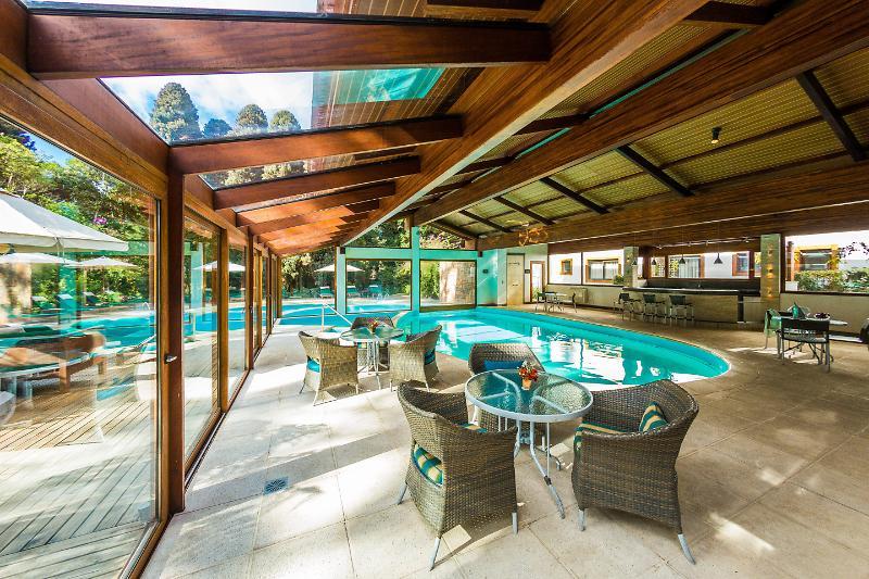 Bavaria Sport Hotel Грамаду Екстер'єр фото The pool at the hotel